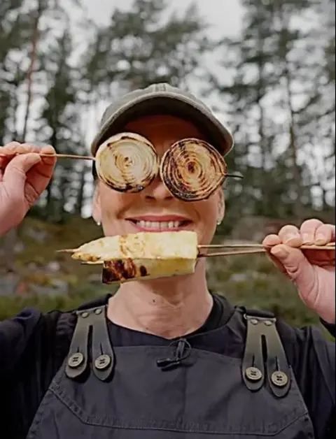 Ananas ja sipuli.webp