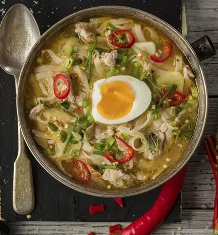 Retki-ramen-viljaporsaan-minuuttisuikaleista.webp